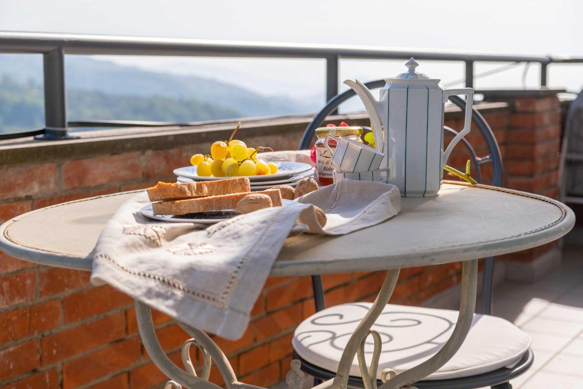 Agriturismo Irto Colle Massa e Cozzile Ngoại thất bức ảnh